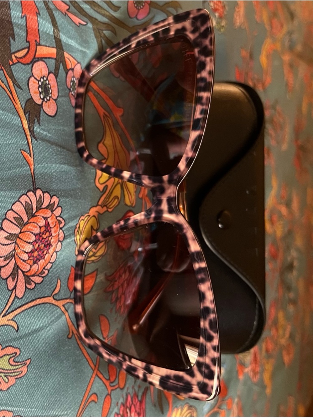 TanTortoiseshell Cat-Eye Sunglasses for Women